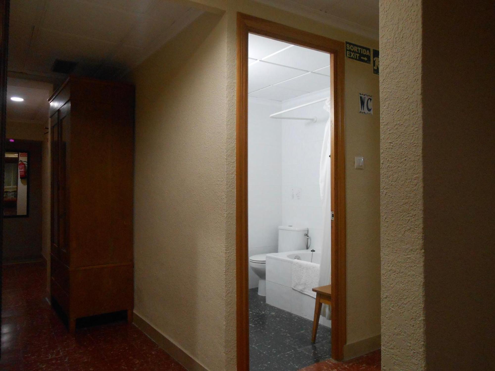 Hostal El Callejon 타라고나 외부 사진