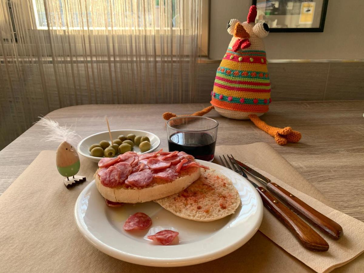 Hostal El Callejon 타라고나 외부 사진